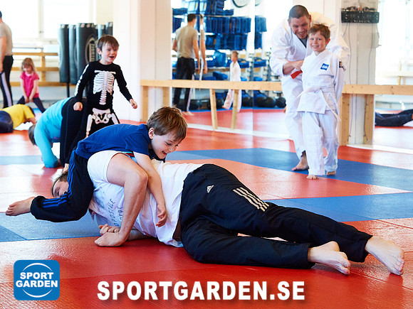 2015-04-18_05607_SLT-A77V